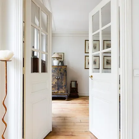 Veeve - Ambassador Hideaway Parijs